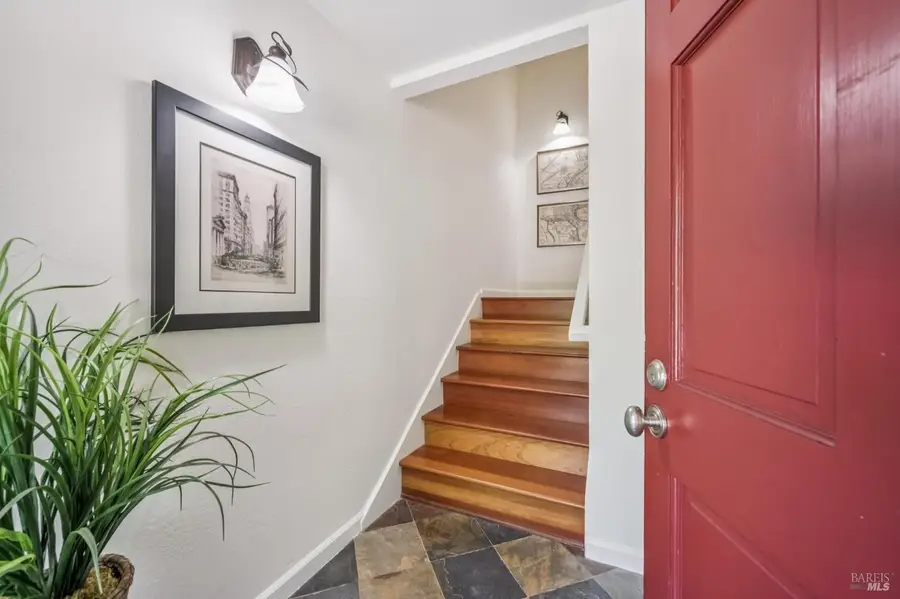 50 Blackstone Drive, San Rafael, CA 94903 - #3