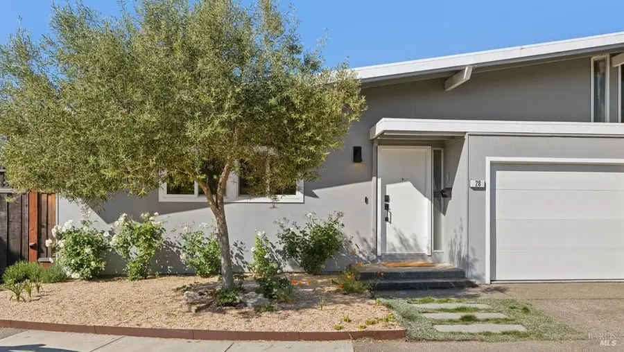 28 Royal Court, San Rafael, CA 94901 - #2