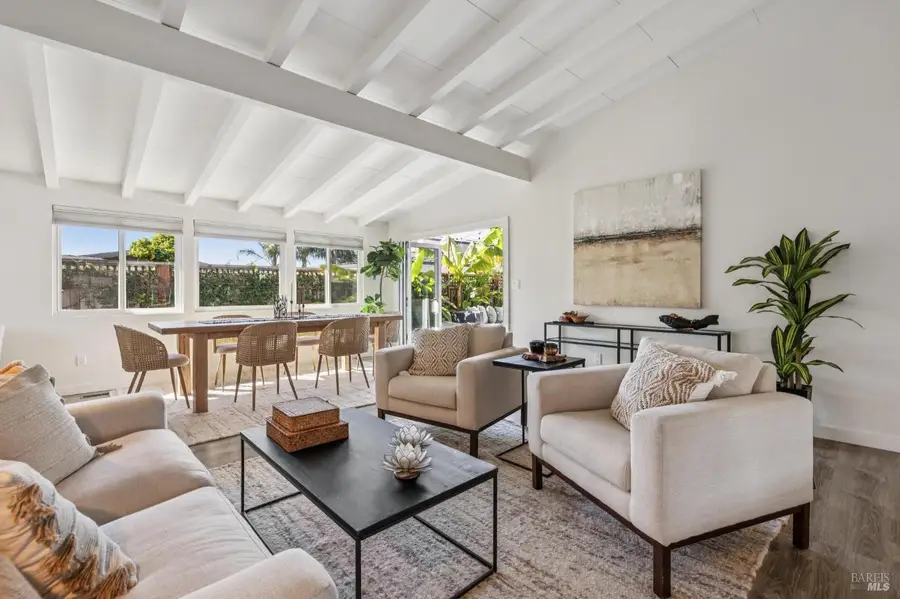 28 Royal Court, San Rafael, CA 94901 - #3