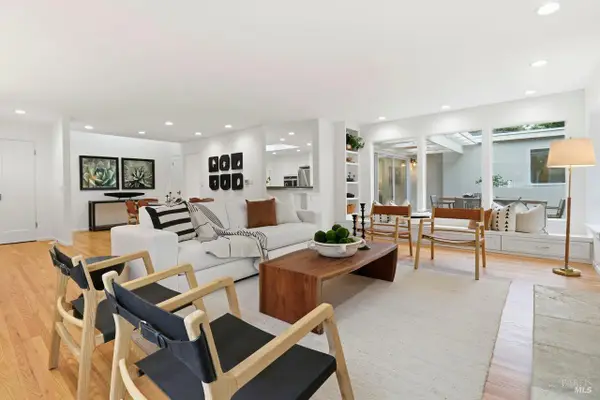 40 Corte Cayuga, Greenbrae, CA 94904