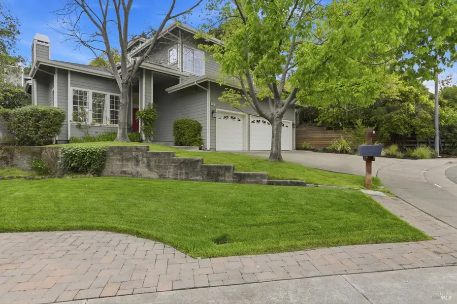 11 Red Oak Court, Novato, CA 94949 - #2