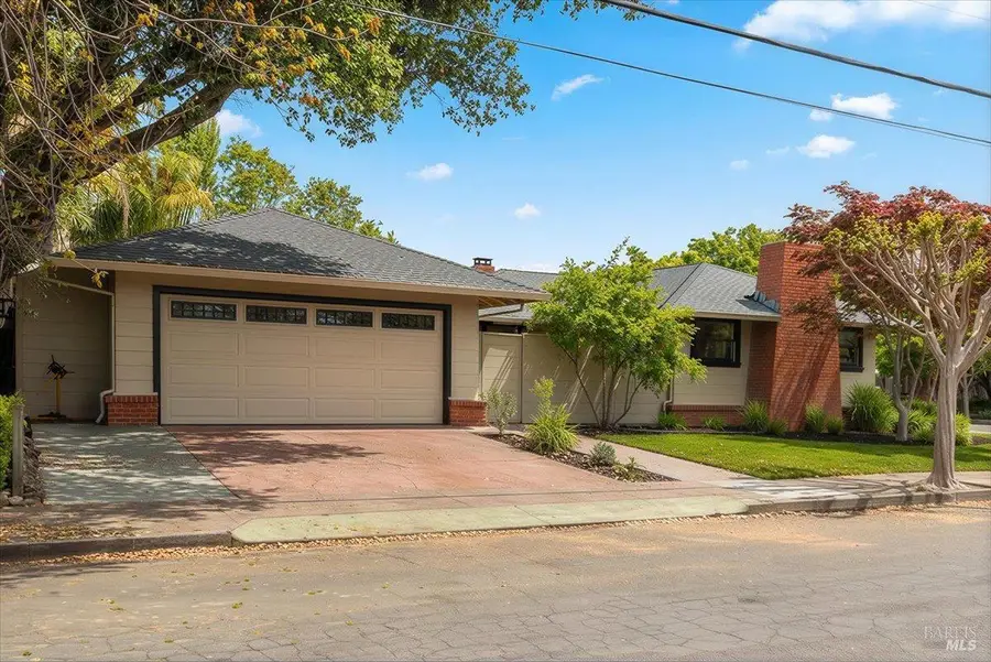 205 Alderbrook Drive, Santa Rosa, CA 95405 - #3