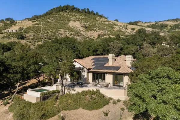 9995 Courtney Drive, Kenwood, CA 95452