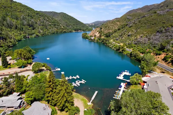 9814 Diane Lane, Upper Lake, CA 95485