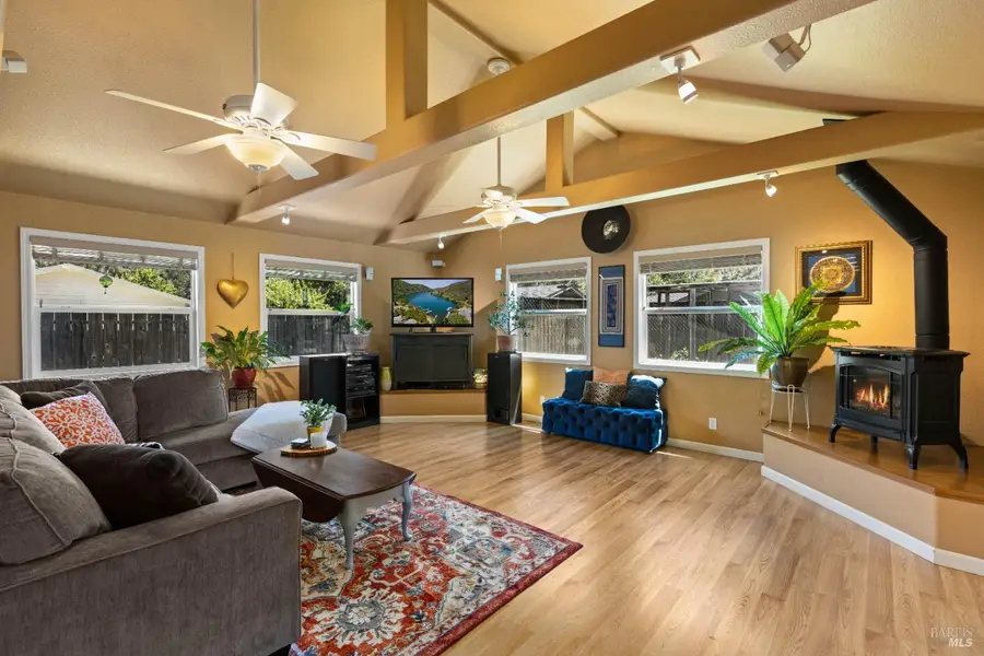 9814 Diane Lane, Upper Lake, CA 95485 - #3