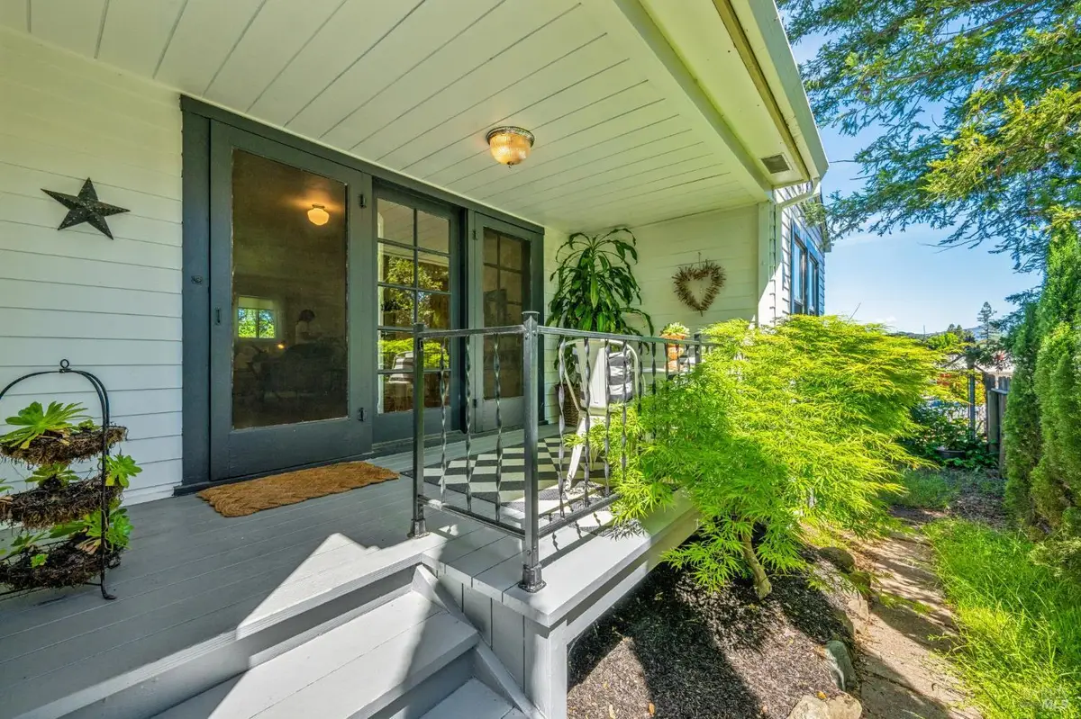 301 Powell Avenue #A, Healdsburg, CA 95448 - #1