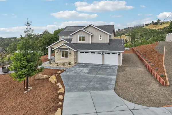 5663 Crystal Drive, Santa Rosa, CA 95404