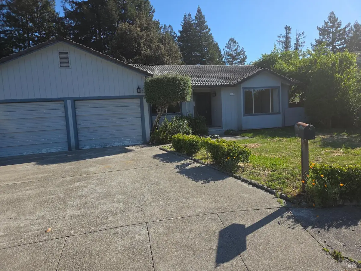 6375 SE San Benito Way, Rohnert Park, CA 94928 - #1