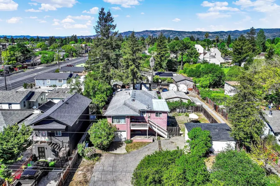 682 Maplewood Avenue, Napa, CA 94558 - #2