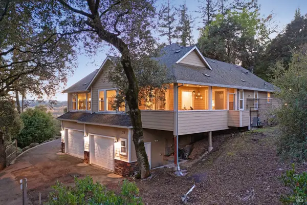 1441 Timberhill Road, Santa Rosa, CA 95401