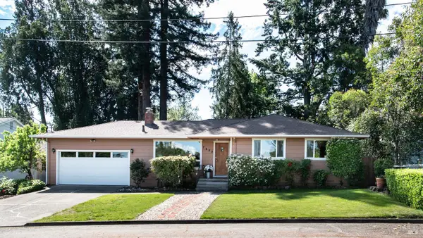 7949 Tocchini Street, Sebastopol, CA 95472