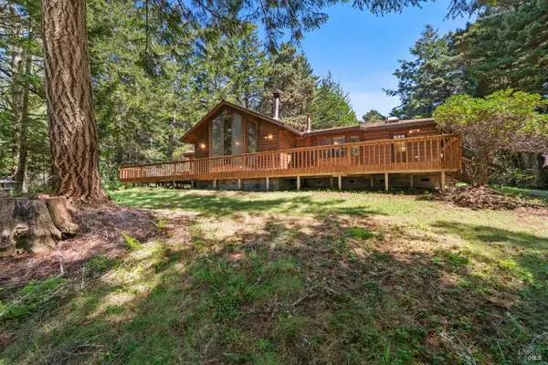 46320 Iversen Road, Point Arena, CA 95468