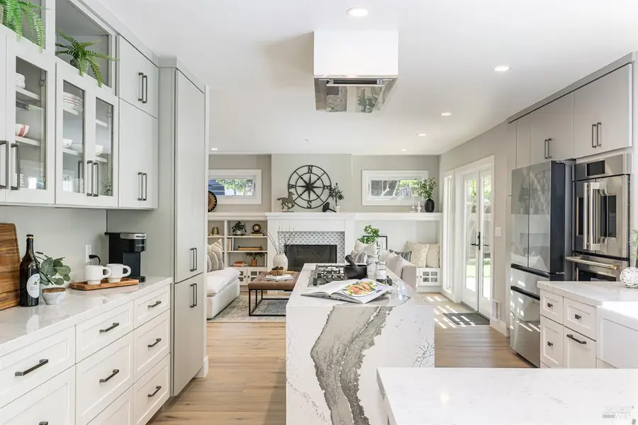 3335 Sterling Court, Napa, CA 94558 - #3