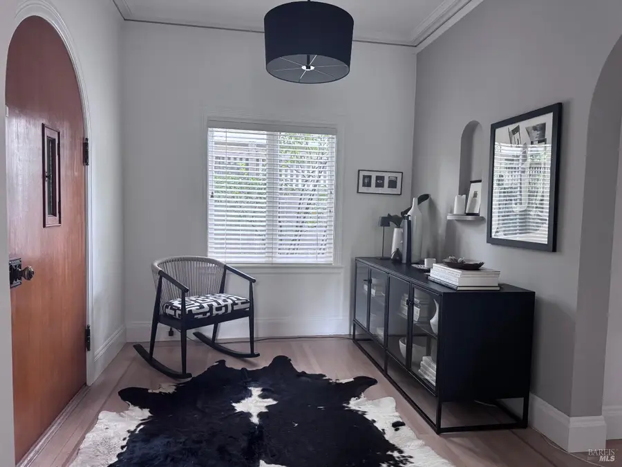 22 Clyde Avenue, San Rafael, CA 94901 - #2