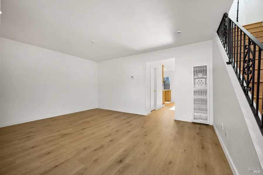 319 Algiers Court, Santa Rosa, CA 95409 - #2