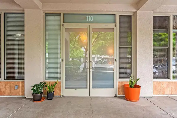 985 Doubles Drive #110, Santa Rosa, CA 95407