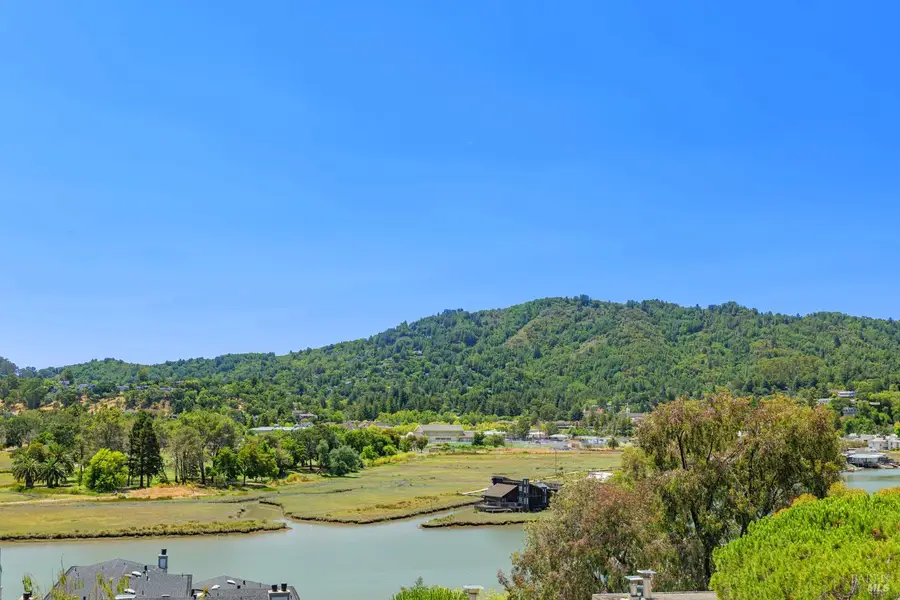 175 Upper Via Casitas Way #2, Greenbrae, CA 94904 - #2