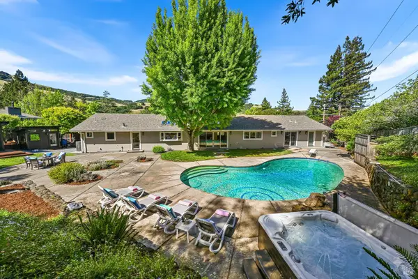 18 Dutch Valley Lane, San Anselmo, CA 94960