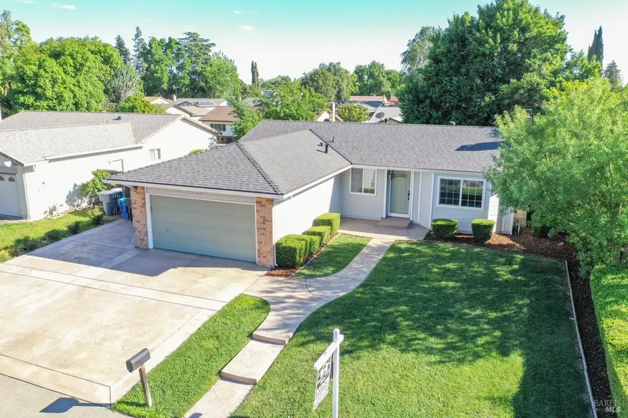 935 W F Street, Dixon, CA 95620 - #2