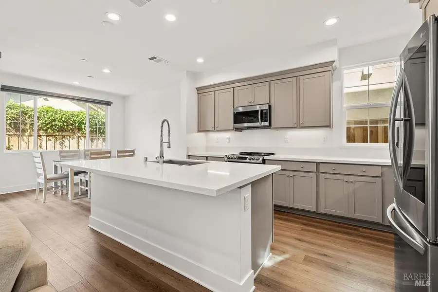 2751 Bella Circle, Santa Rosa, CA 95407 - #2