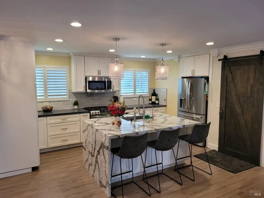 2293 W Hearn Avenue, Santa Rosa, CA 95407 - #2