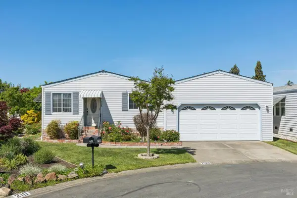 208 Betsy Place, Napa, CA 94558