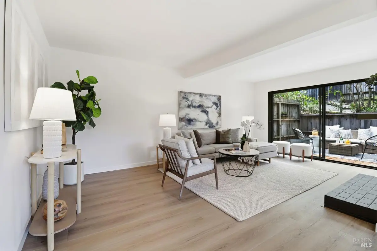 318 Sylvia Way, San Rafael, CA 94903 - #1
