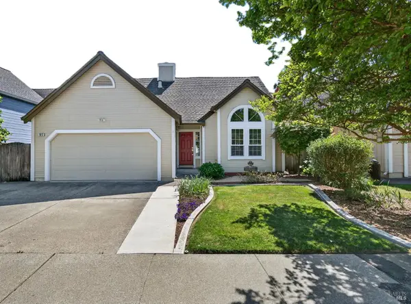 1612 Woodhue Avenue, Santa Rosa, CA 95403