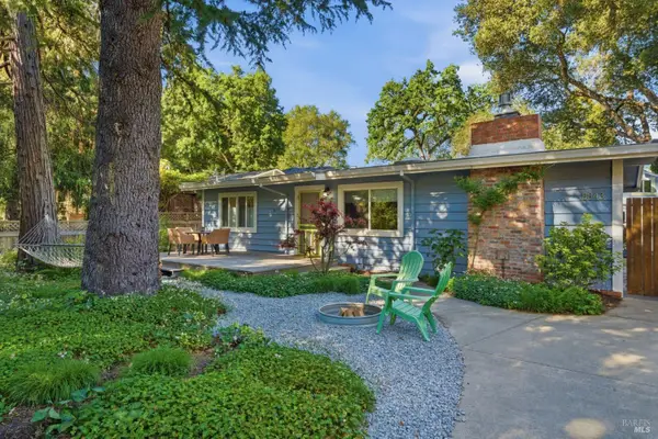 8843 Marianna Drive, Forestville, CA 95436