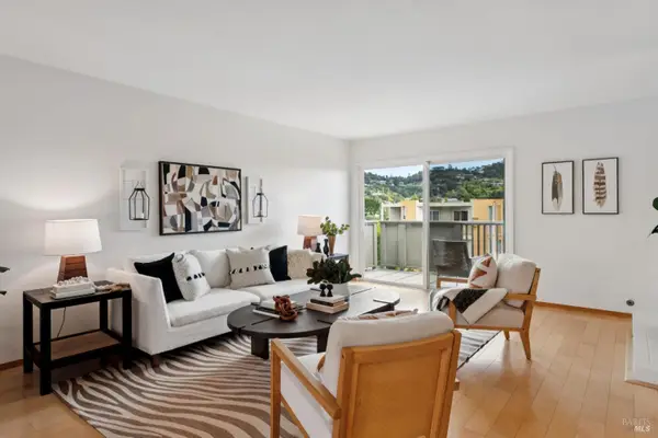 175 Upper Via Casitas Way #17, Greenbrae, CA 94904