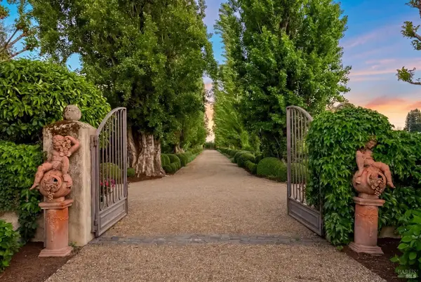 150 Mills Lane, St. Helena, CA 94574