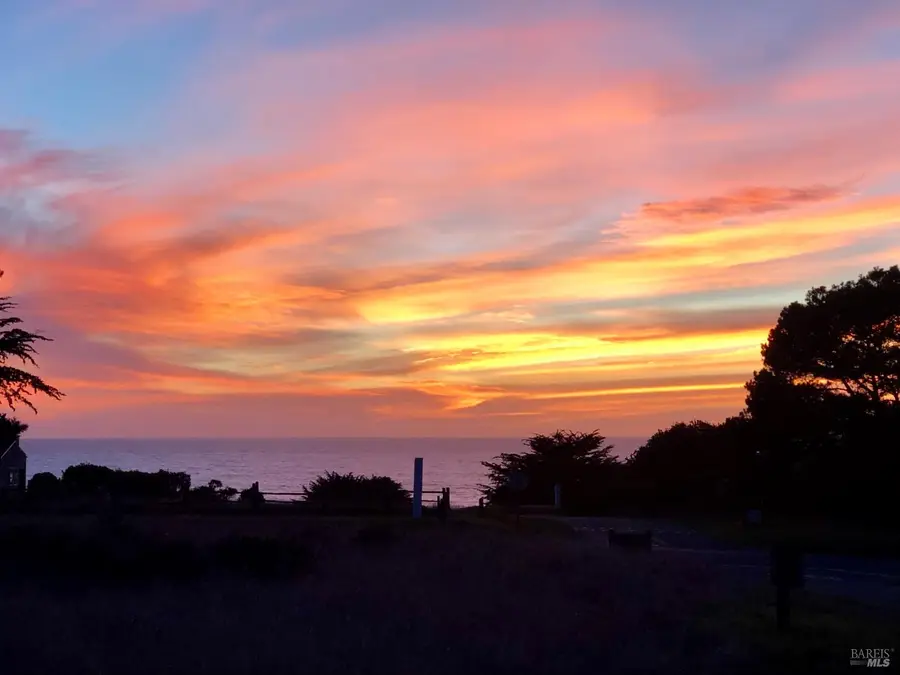 200 Headlands Close, The Sea Ranch, CA 95497 - #3