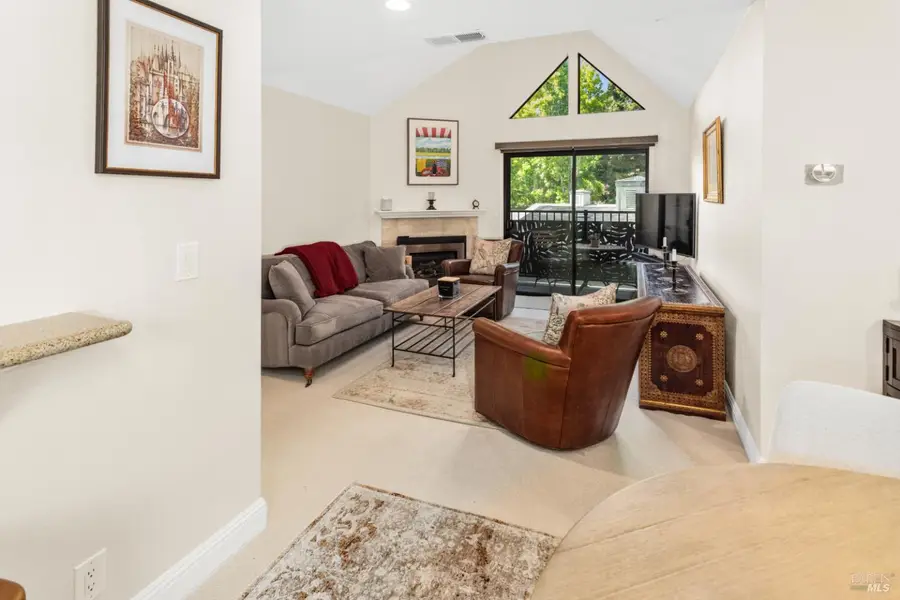 212 Foss Creek Circle #D, Healdsburg, CA 95448 - #2
