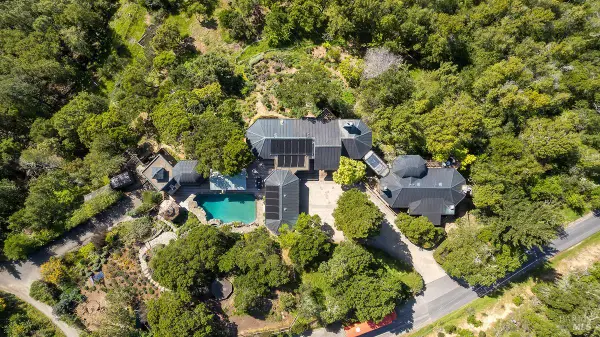 1100 Bayhills Drive, San Rafael, CA 94903