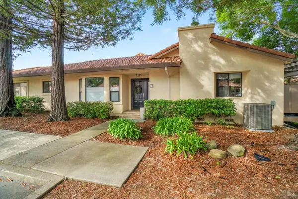 22 Fountain Grove Circle, Napa, CA 94558