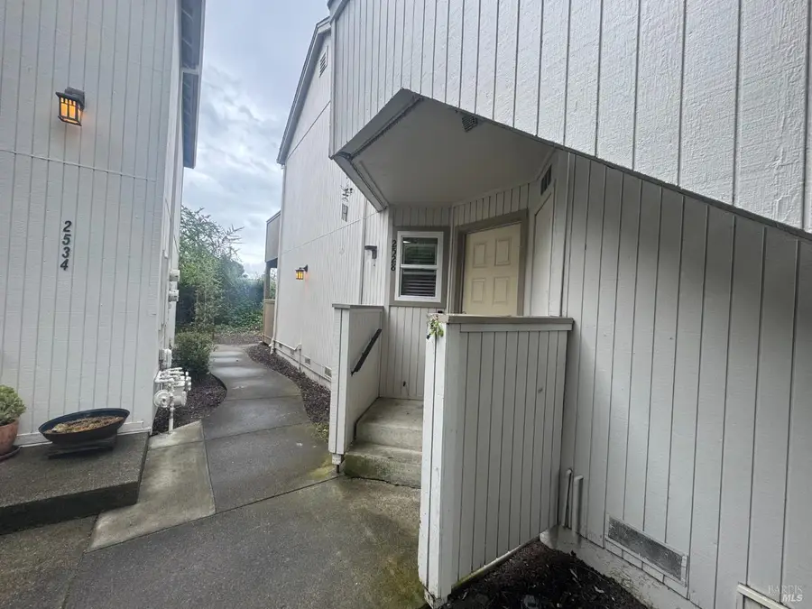 2528 Westberry Drive, Santa Rosa, CA 95403 - #2