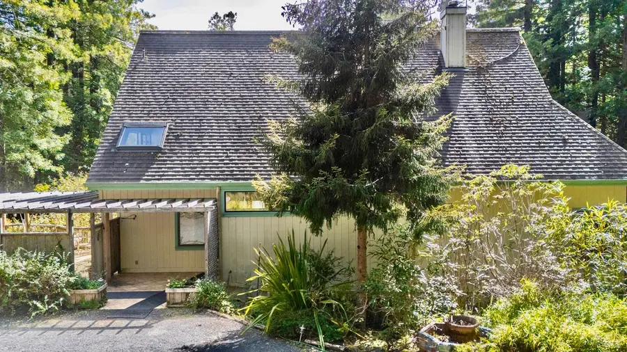 33100 Frog Pond Road, Little River, CA 95456 - #2