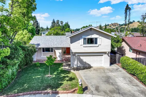 360 Woodside Circle, Vacaville, CA 95688