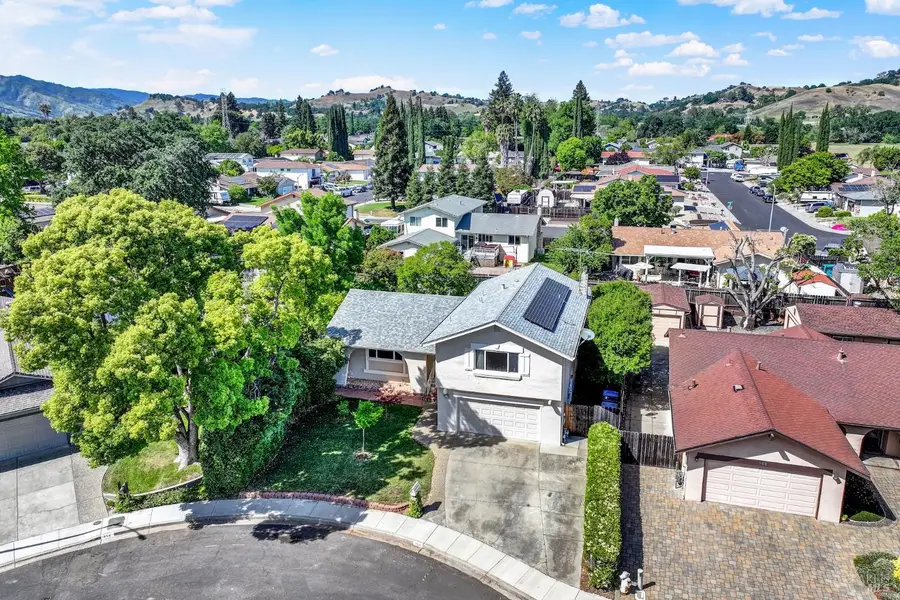 360 Woodside Circle, Vacaville, CA 95688 - #2