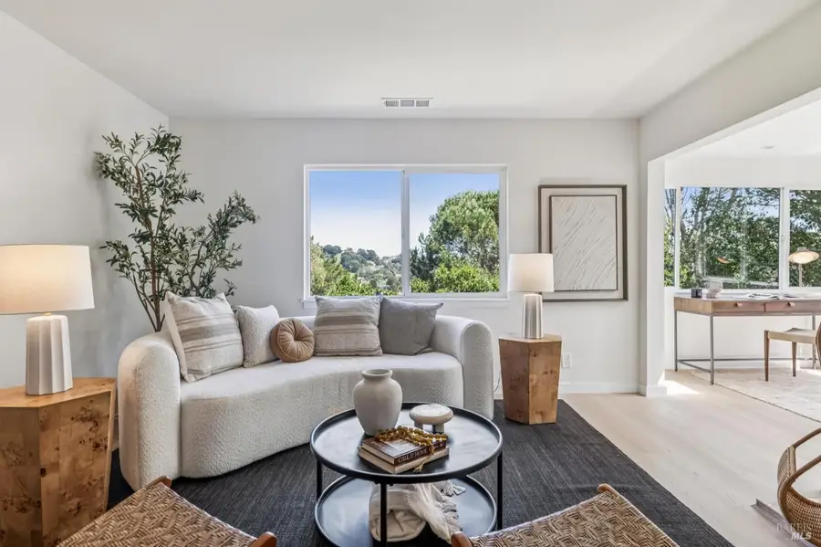 17 Thoreau Circle, Mill Valley, CA 94941 - #3