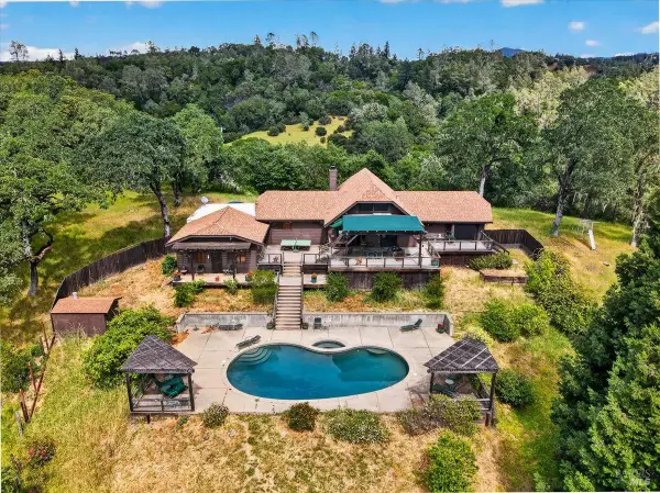 23881 Walling Road, Geyserville, CA 95441