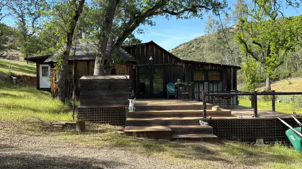 1060 Snell Valley Road, Pope Valley, CA 94567