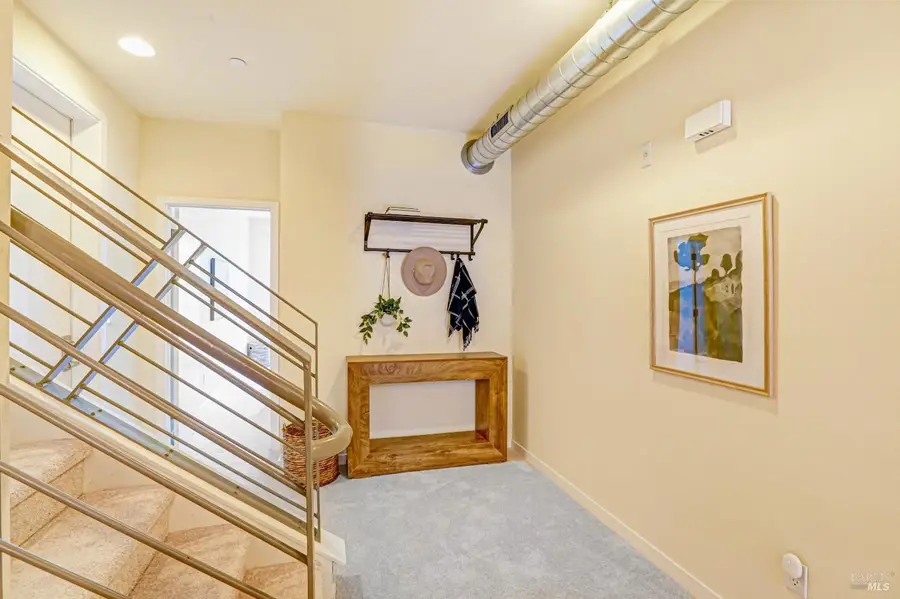 486 1st Street, Petaluma, CA 94952 - #2