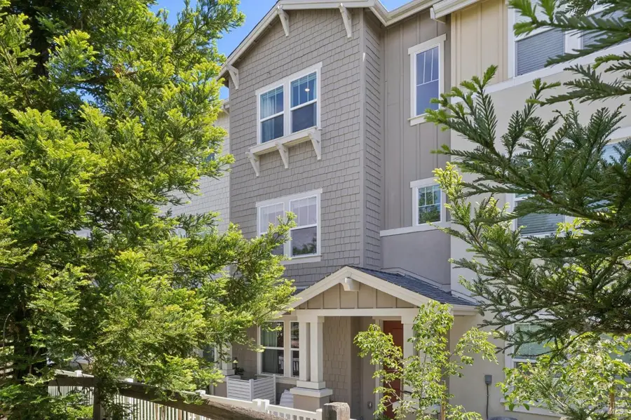 5 Orta Way, Novato, CA 94945 - #2