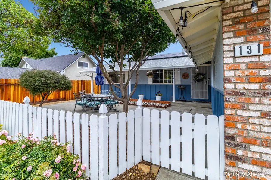 131 Hartford Avenue, Vacaville, CA 95687 - #2