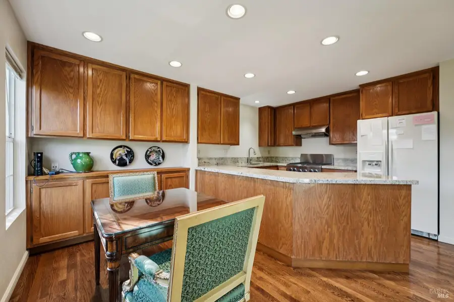 2633 Spring Oaks Drive, Santa Rosa, CA 95405 - #2