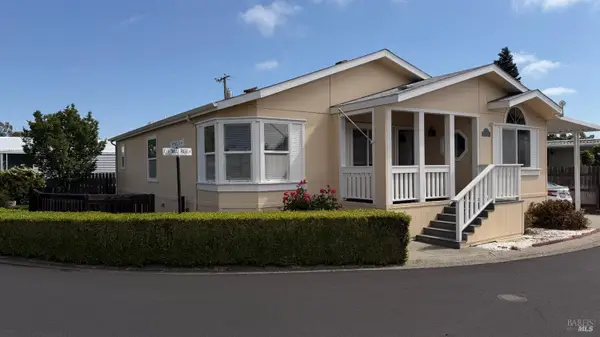 600 Colonial Park Drive, Santa Rosa, CA 95403