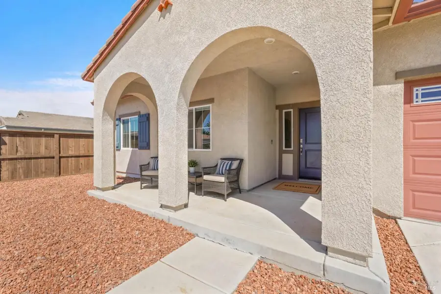 1780 Honeysuckle Way, Dixon, CA 95620 - #3