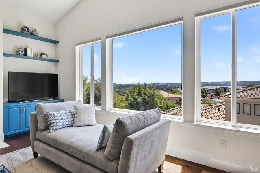 111 Stone Mountain Circle, Napa, CA 94558 - #3