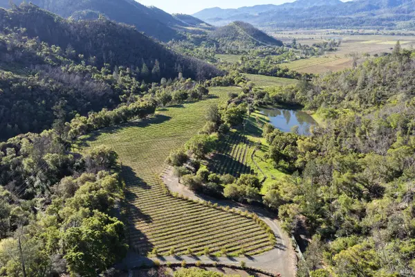 255 Dutch Henry Canyon Road, Calistoga, CA 94515